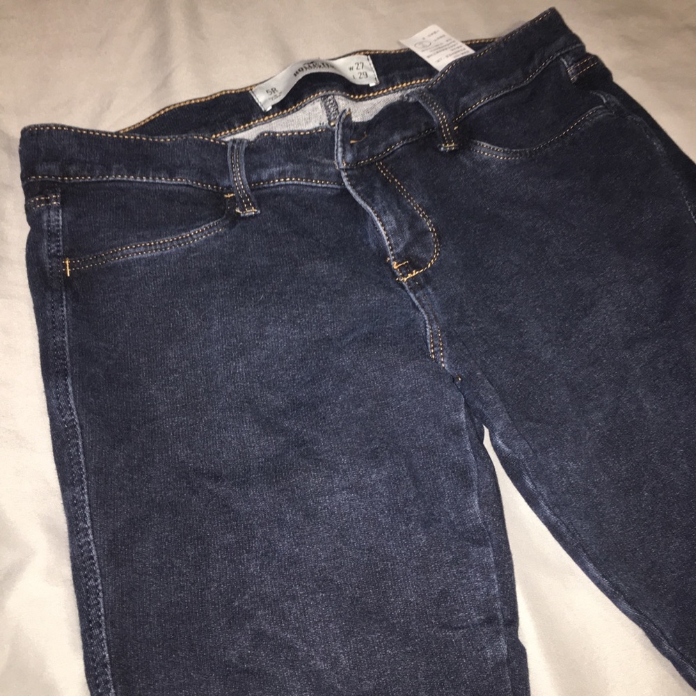 Dark wash blue jeans size 5R W27 from hollister